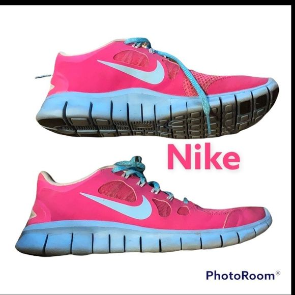 Nike Shoes - Nike pink & blue sneakers. athletic shoes Lace up. 7Y = men’s 7 or women’s 8 1/2